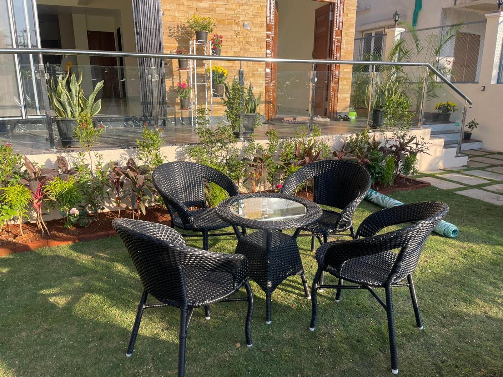 Mannat Villa With Swimming Pool And Garden Lonavla Exterior foto